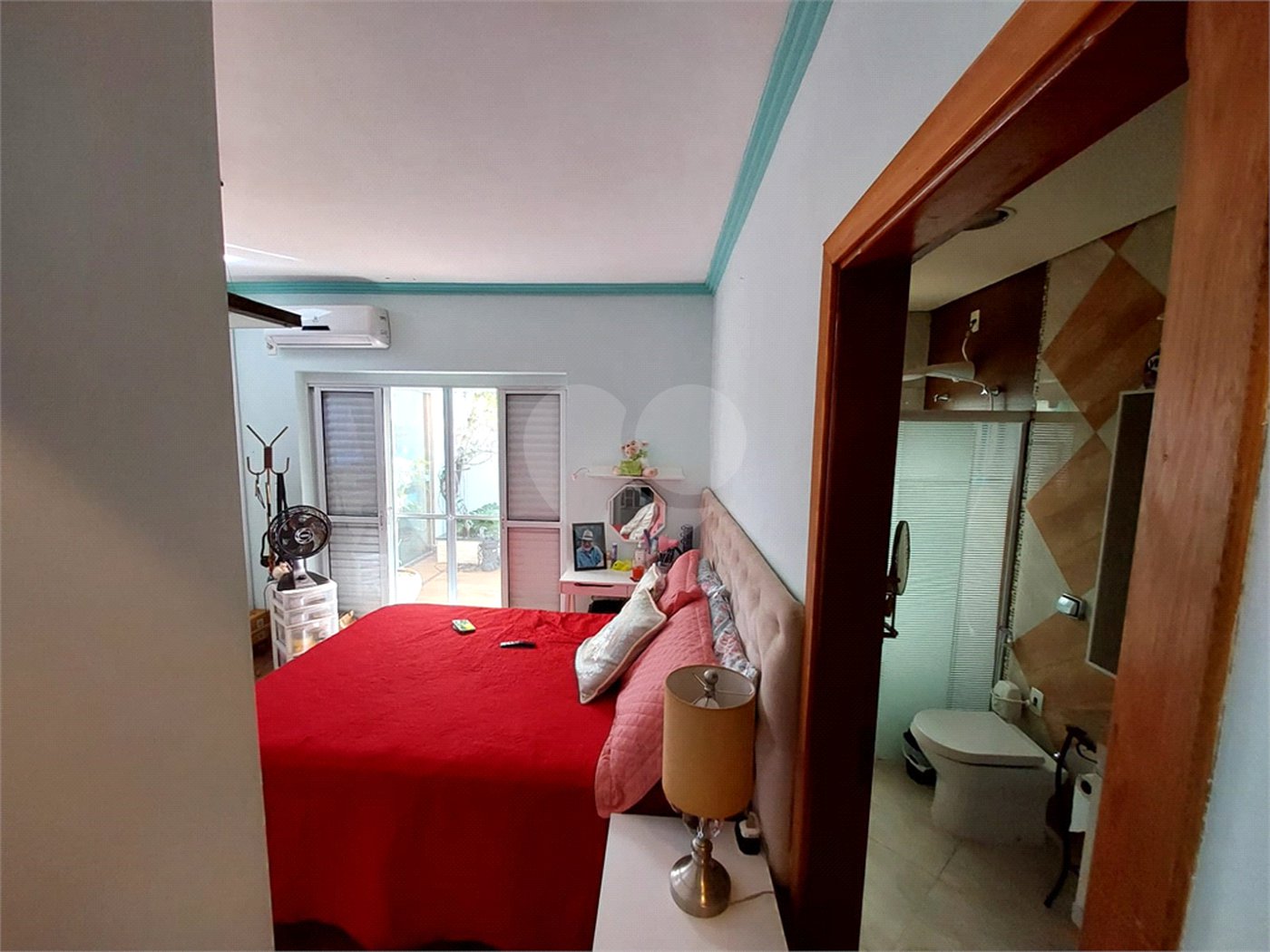 Casa residencial com ponto comercial a venda no Centro