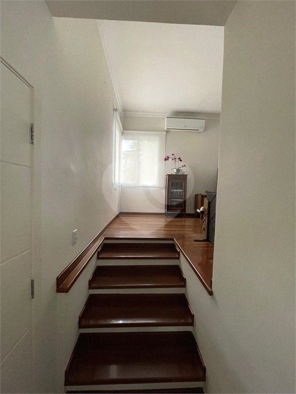 Casa à venda com 3 quartos, sendo 1 suíte,  em Picollo Villaggio, Louveira, SP