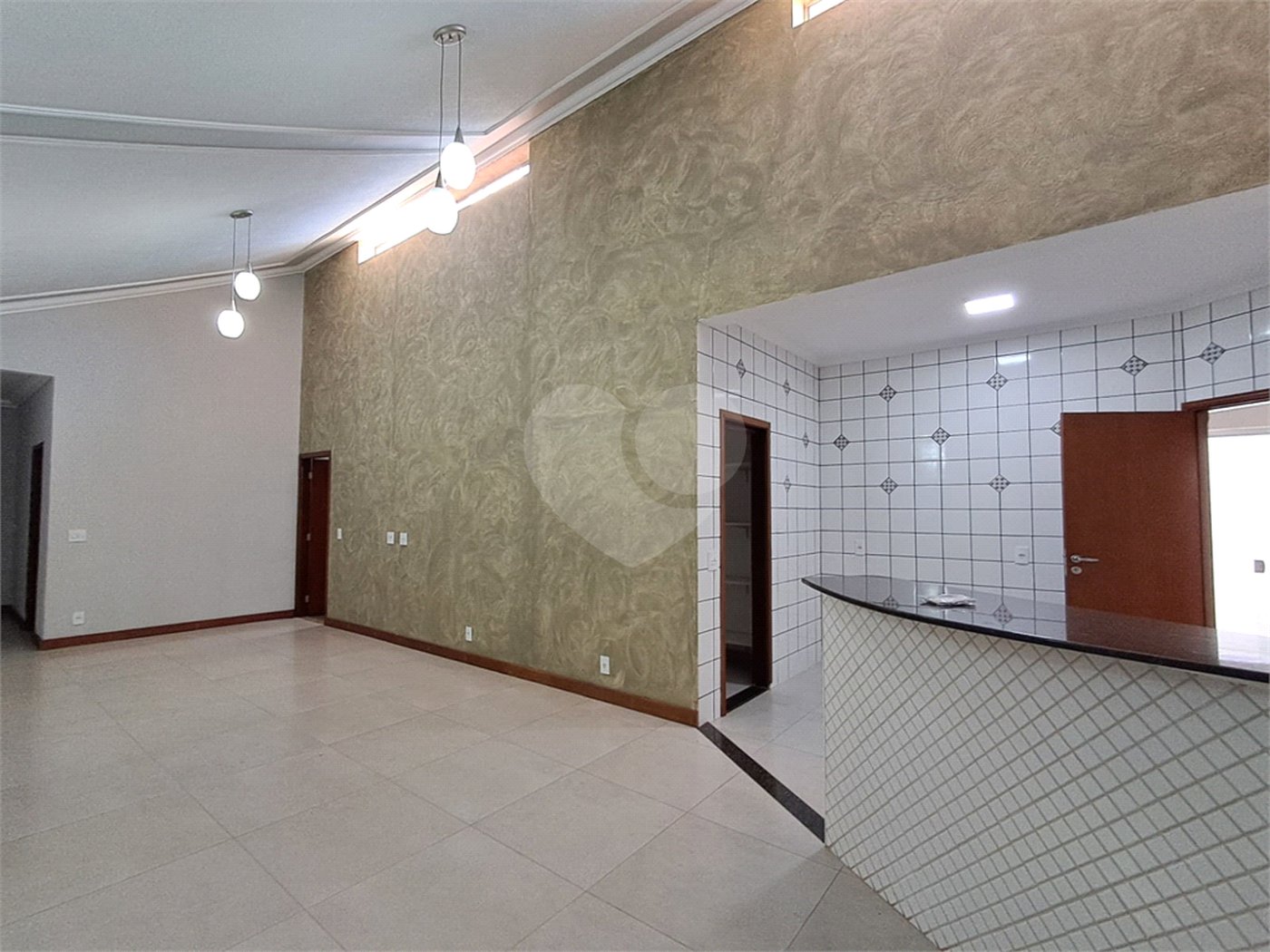 Casa à venda próxima ao SESC com 3 suites