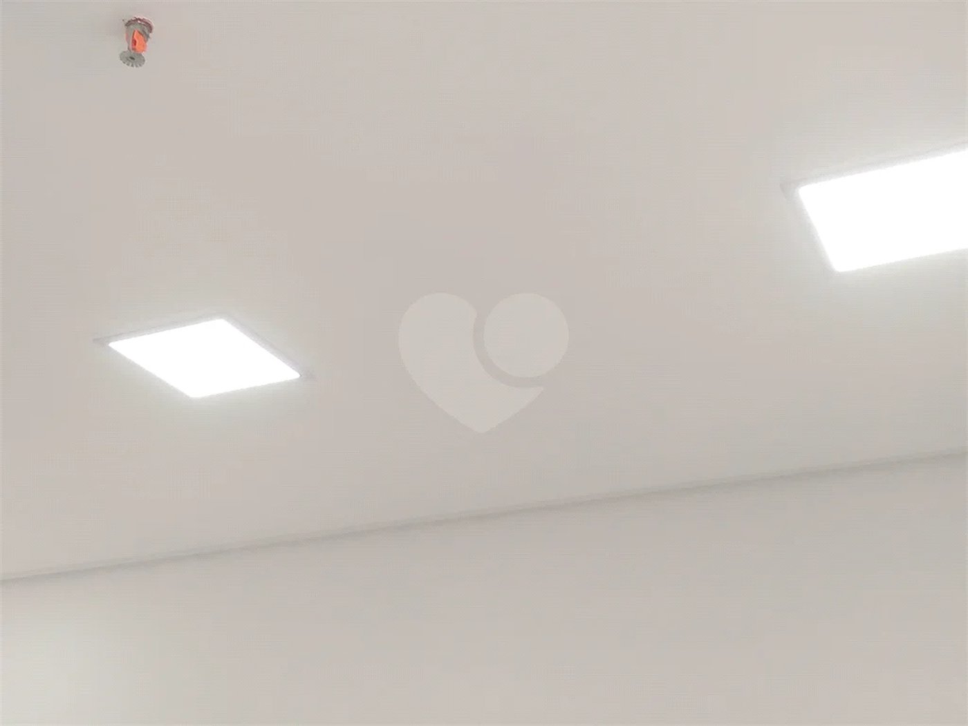 Sala comercial para locação no Paraíso