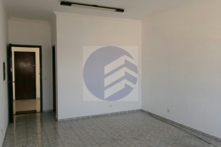 Excelente Sala Comercial para Locação – 23,5 m² na Av. Eid Mansur Cotia