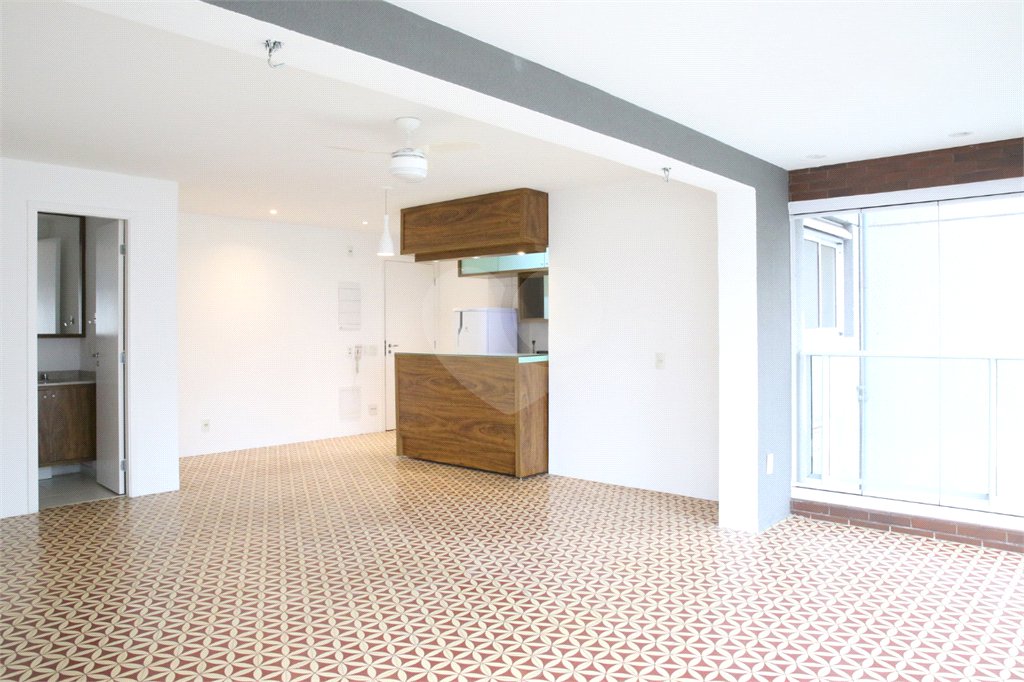 Apartamento á venda - Campo Belo
