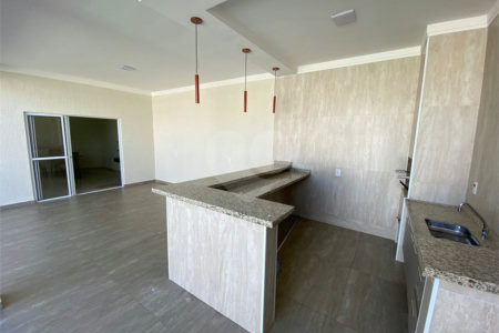 Casa térrea com piscina para venda no Residencial Arcoville