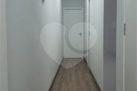 Sobrado novo com 3 suítes, 4 vagas, espaço gourmet com churrasqueira, jardim de inverno e acabamento premium. Conforto, modernidade e sofisticação.