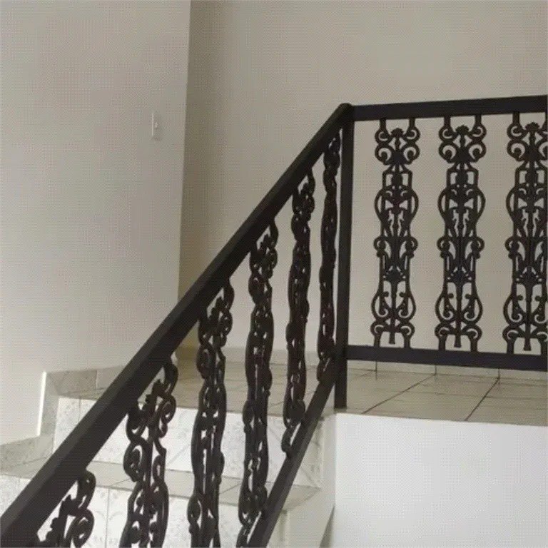 Sobrado à venda ou para alugar com 3 quartos, sendo 1 suíte, em Jaguaré, São Paulo, SP