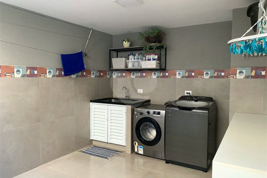 Linda Casa à Venda no Bairro Santa Rosa, na cidade de Piracicaba-SP.