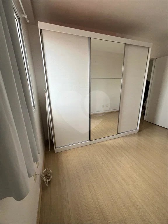 APARTAMENTO de 2 quartos (1 suíte) á venda em Santo André, 75m², 2 garagens fixas e cobertas, é entrar e morar!