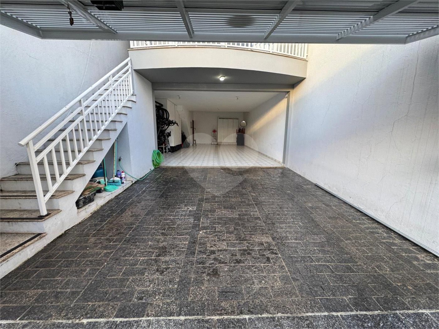 Casa à Venda com 225m² – Ampla e Bem Localizada - Estuda permuta.