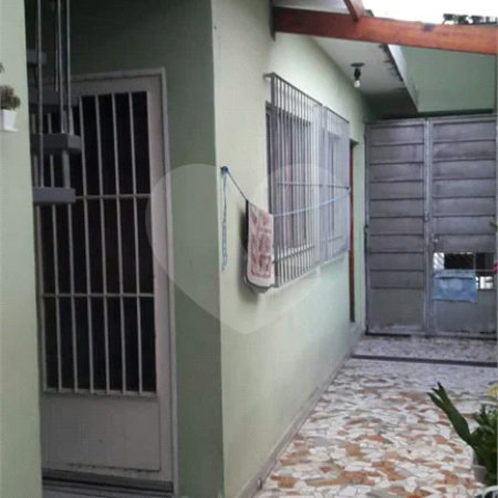 Sobrado à venda na Quarta Parada, para comércio ou residência, entre Alto da Mooca e Belenzinho