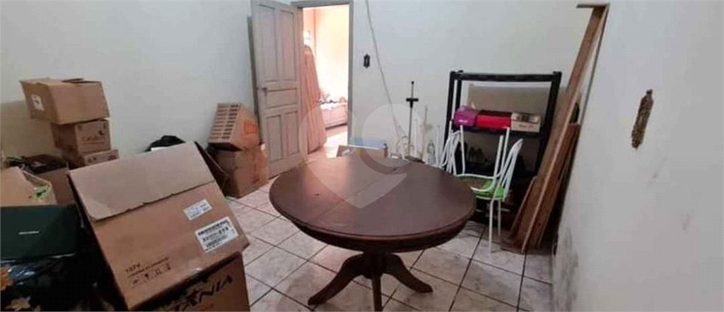 Casa térrea para venda em Descalvado/SP.
