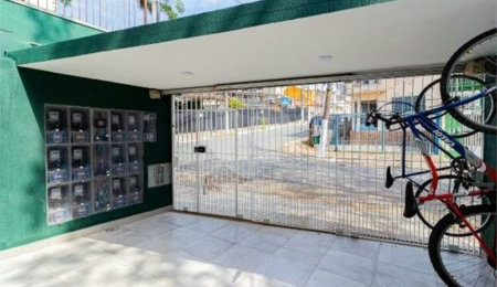 Casa à venda com 12 quartos em Cambuci, São Paulo, SP