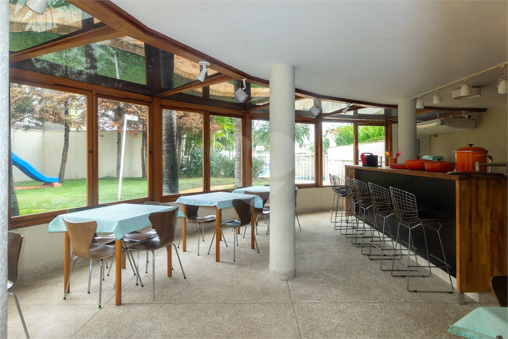 Apartamento de Alto Padrão à Venda na Vila Mariana com 190m², 3 Suítes e Vista para o Parque Ibirapuera