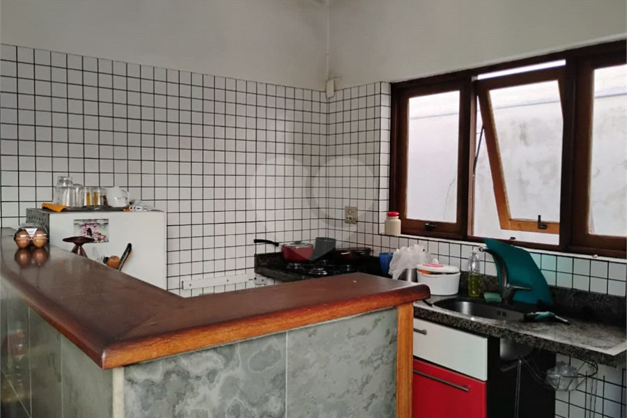 Vende-se ou Aluga-se Casa com 400 m2 na Vila Mascote