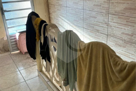 Casa com 300m², 5 quartos (3 suítes), 3 garagens, à venda em Itaquera