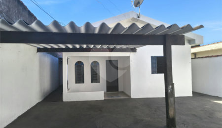 Casa à venda com 2 quartos em Cidade Aracy, São Carlos, SP
