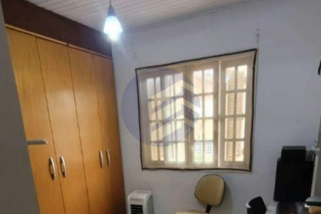 Sobrado espaçoso e completo em condomínio fechado no Bonfiglioli!