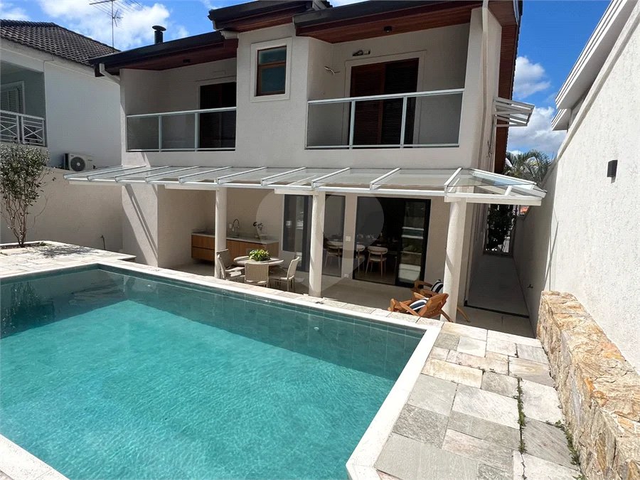 Casa à venda com 4 suítes no condomínio Alphaville 3, Santana de Parnaíba - SP