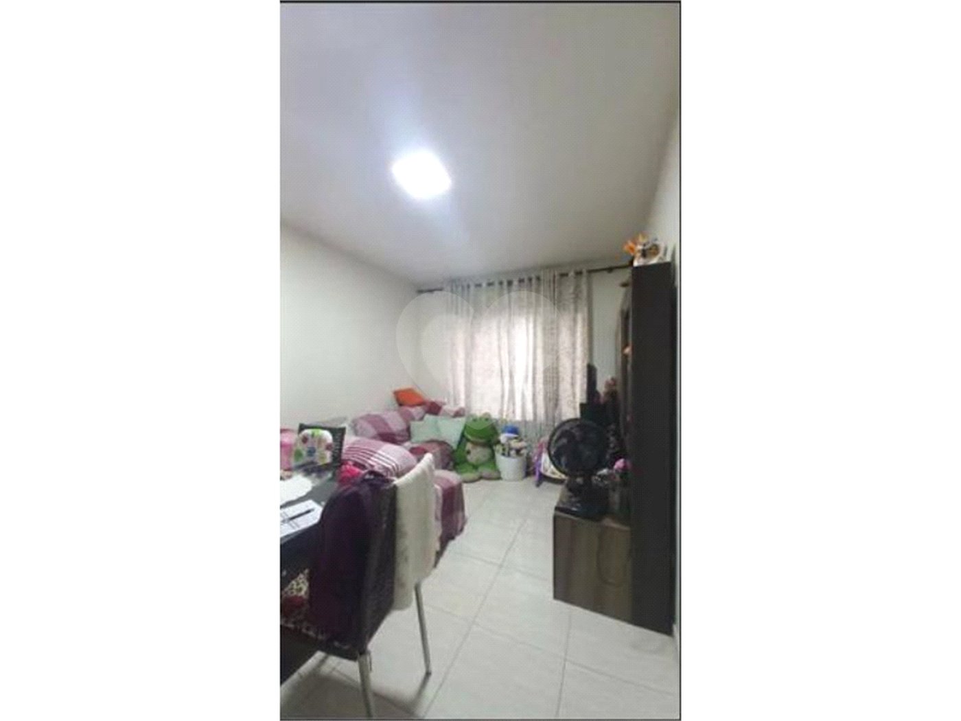2 quartos e vaga de garagem