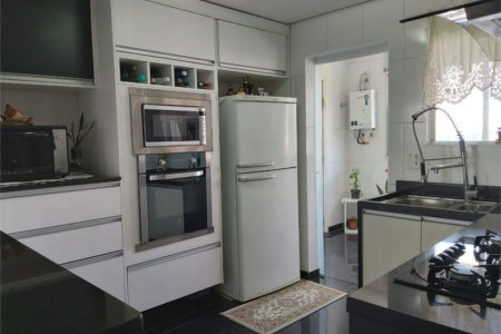 Apartamento à venda com 3 quartos, sendo 2 suítes,  em Vila Andrade, São Paulo, SP