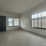 Casa exclusiva em Atibaia de alto padrão com 3 suítes, piscina, espaço gourmet, condomínio fechado, aceita financiamento