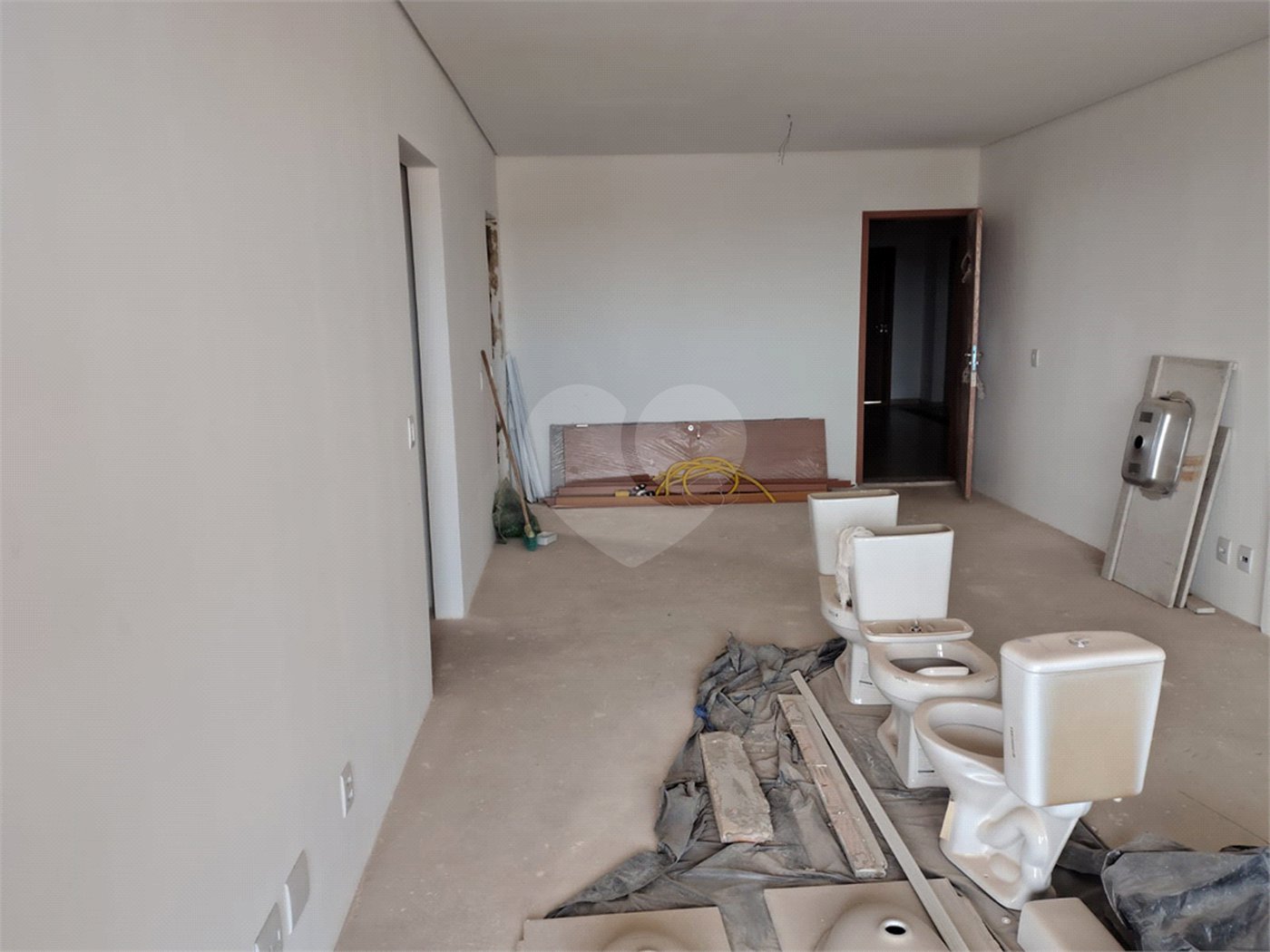 Apartamento 3 Quartos com Suíte 109m², Aurora Gardens 2 Vagas de Garagem