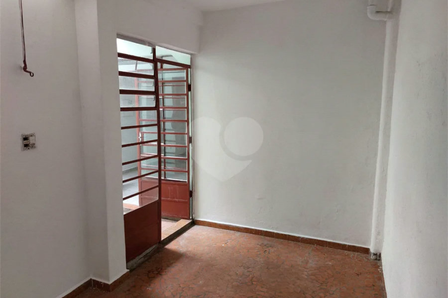 Sobrado à venda na Saúde c/ 330m2 - 5 Quartos/1 Suíte/2Vagas