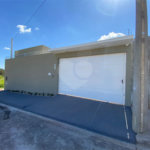 Casa térrea com piscina para venda no Residencial Arcoville