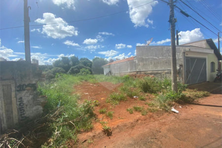 Terreno no Jardim São Carlos
