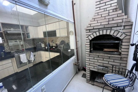 Casa à venda com 2 quartos, sendo 1 suíte, no condomínio Cond Villa D'este, São Paulo - SP