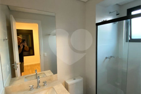 Apartamento com 89m² com 2 suites 2 vagas na Vila Mariana Condominio repleto de lazer. Aceita e estuda Permuta.