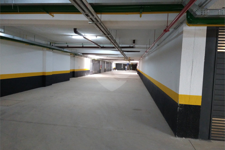 Condomínio de casas de alto padrão em estilo Neoclássico Francês