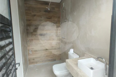 Casa exclusiva em Atibaia de alto padrão com 3 suítes, piscina, espaço gourmet, condomínio fechado, aceita financiamento