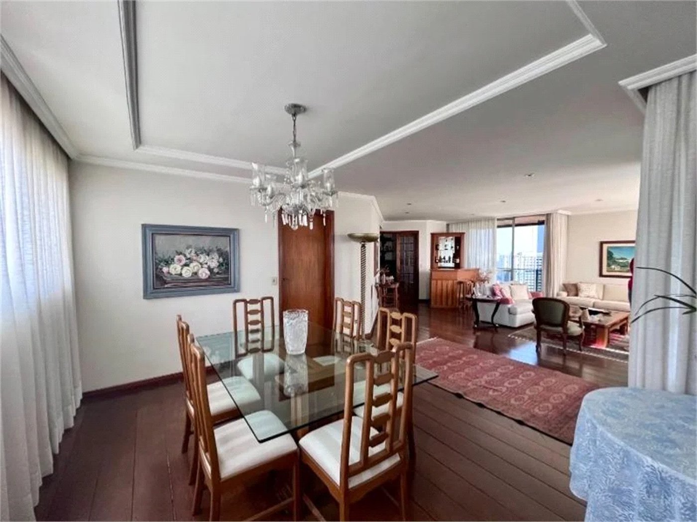 Apartamento à venda com excelente espaço e na Região o Portal do Morumbi