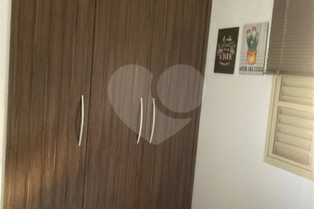 Vende-se excelente casa próxima ao Centro