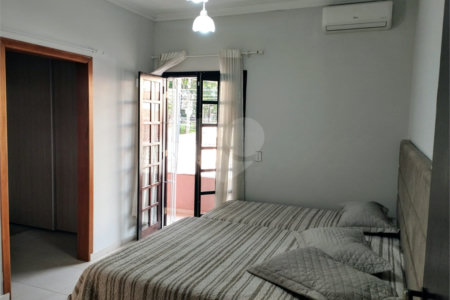 VENDE SE SOBRADO, 3 DORMITORIOS 1 SENDO SUITE, 3 BANHEIROS E 2 VAGAS GARAGEM, SÃO JOSÉ DOS CAMPOS