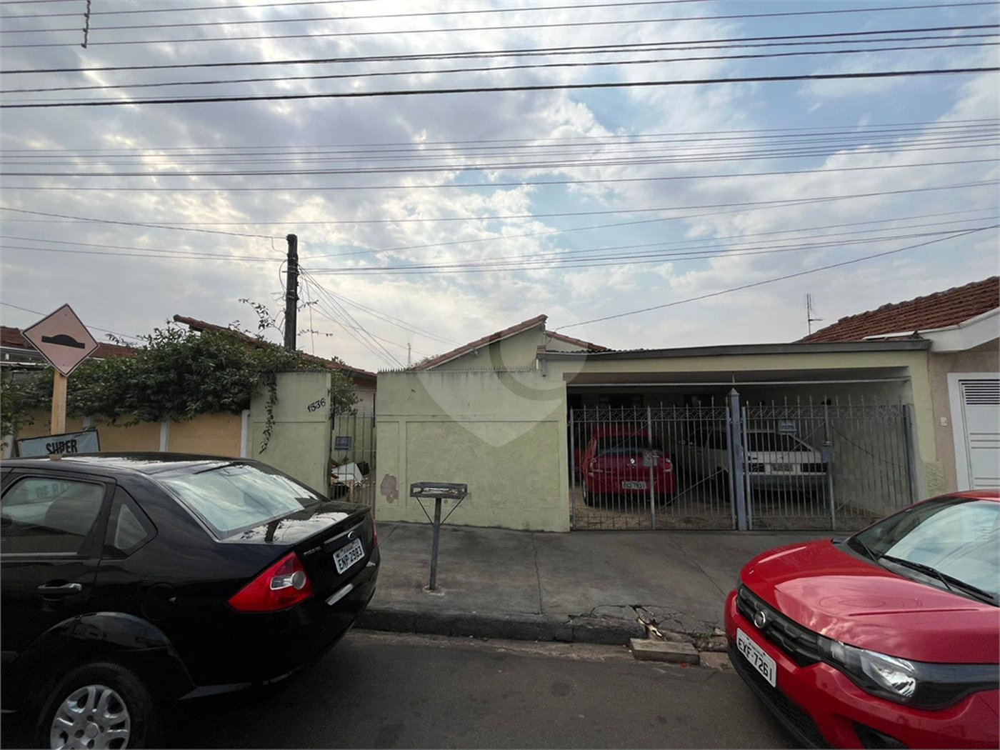 Casa a venda com 5 dormitórios no Boa Vista