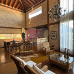 Casa para venda no Condomínio Vivenda do Broa.
