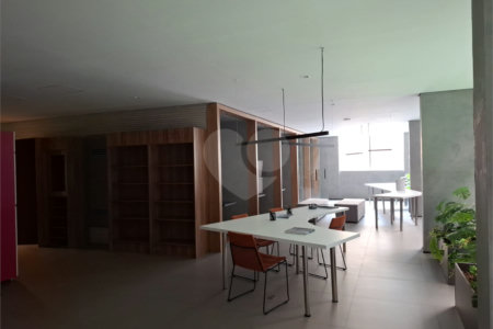 Studio na 24m² Vila Mariana
