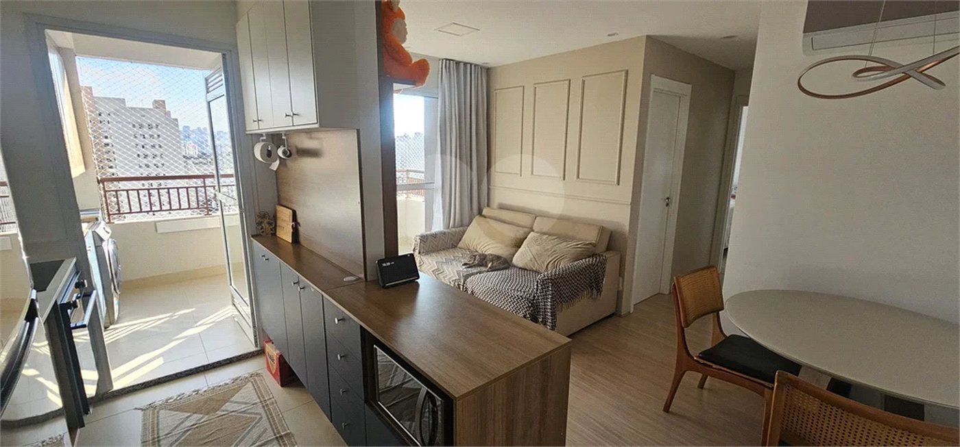 Apartamento na Região da Mooca à 5 Minutos do Metrô Bresser Mooca COM 2 Dormitórios sendo 1 Suíte e 1 Vaga de Garagem