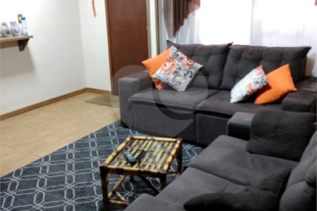 Casa térrea para venda ou locação no Jardim São Carlos V