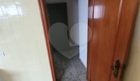 Apartamento à venda com 3 quartos, sendo 1 suíte,  em Paraíso, São Paulo, SP