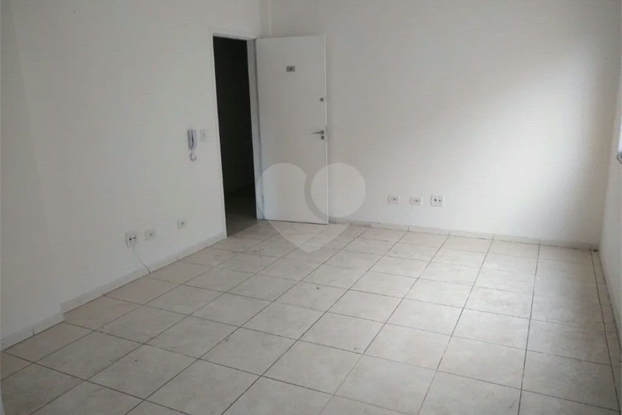 Sala Comercial com 28m² na Vila Santa Catarina!!!