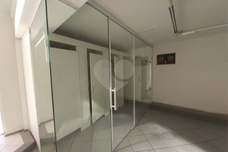 Salão Comercial de Esquina para Locação – Centro de Indaiatuba/SP