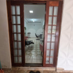 Casa térrea à venda no Douradinho com 2 quartos e edícula com mais dois quartos e 2 banheiros.