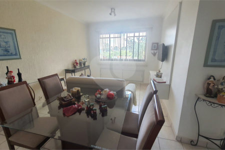 Apartamento à Venda no Residencial Itamaracá