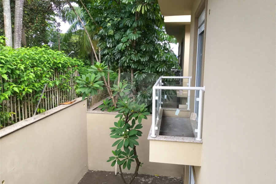Casa, 4 quartos, 4 suítes, 6 vagas, à venda, no Barro Branco, em São Paulo.