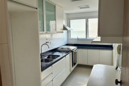 Apartamento de 130m2 à venda com 3 dormitórios e 2 vagas no Campo Belo