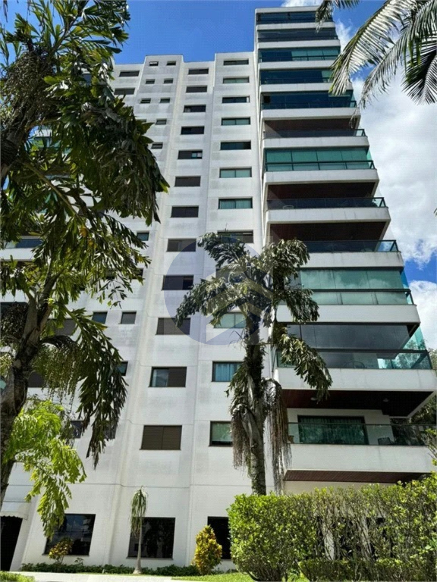 Apartamento à venda com 3 quartos, sendo 3 suítes, em Vila Suzana, São Paulo - SP