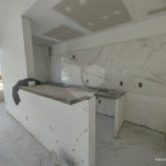Apartamento 2 dormitórios (1 suíte) com vaga garagem, excelente localização, programa MCMV