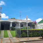 Casa comercial para locação no Centro